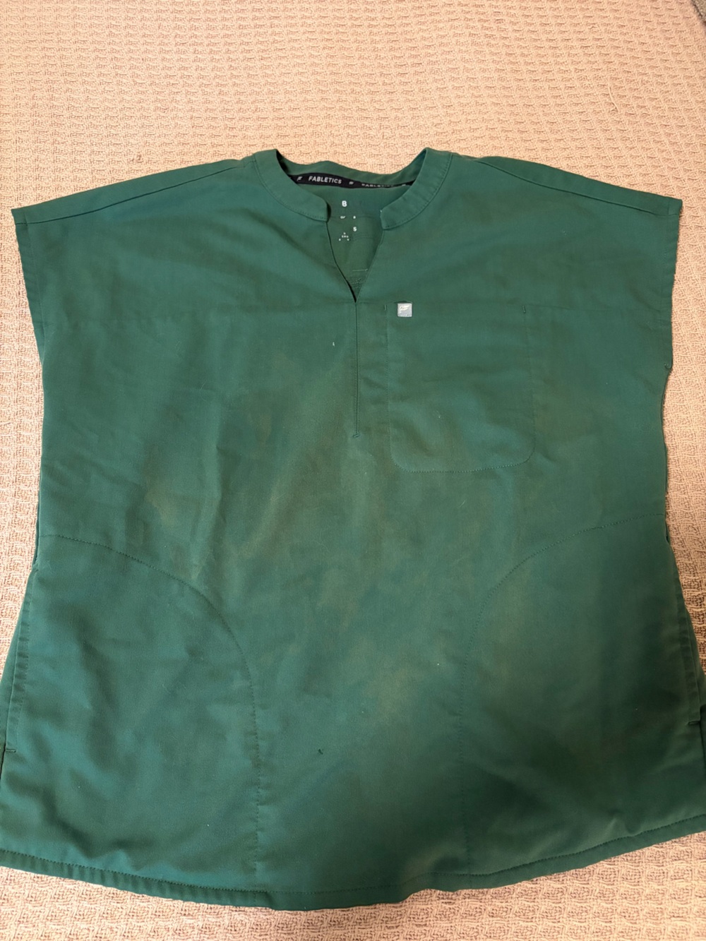 Fabletics Women’s Hunter Green Scrub Top